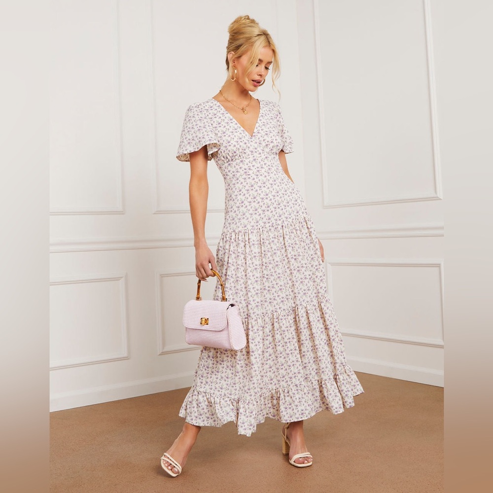 Floral Dress Ashlyn V-Neck Tiered Maxi Dress Woman’s Medium